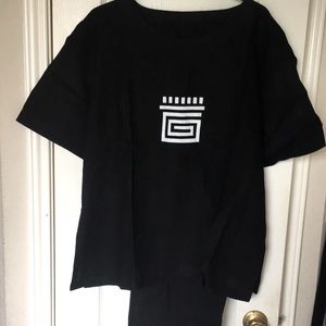 Black with white accents linen/rayon pants outfit.